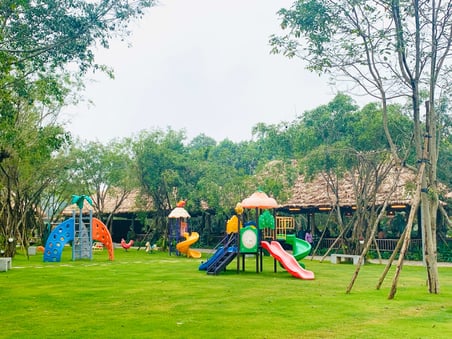 フート省墓地公園のレストラン0